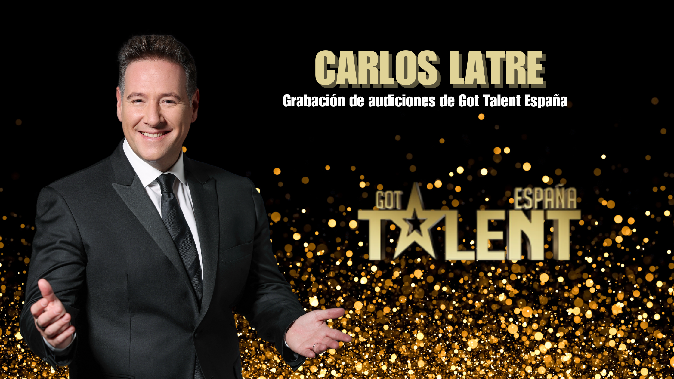 Carlos Latre con esmoquin frente al logo dorado de Got Talent España durante la grabación de audiciones.